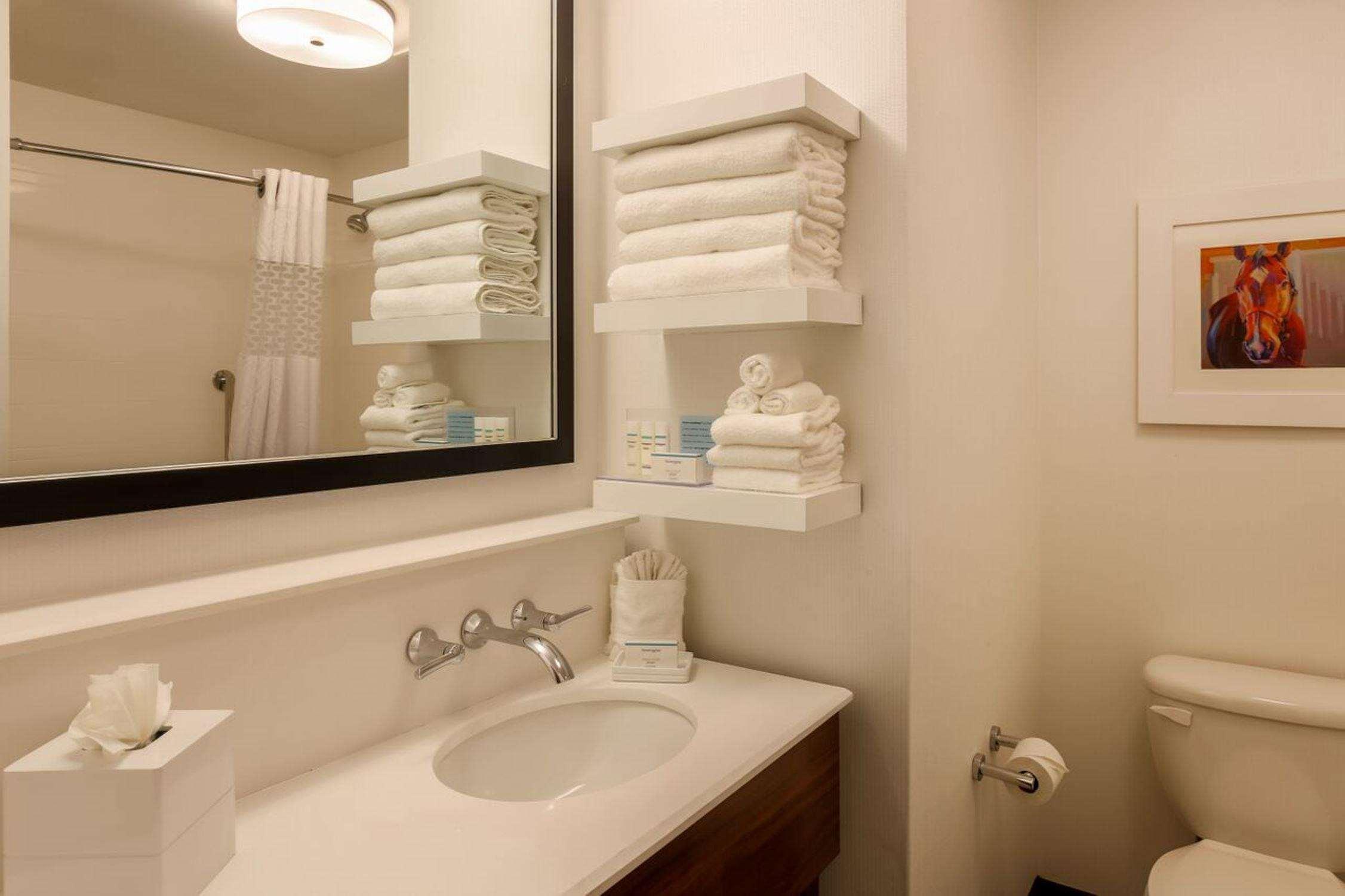 Hampton Inn Memphis-Southwind Ngoại thất bức ảnh
