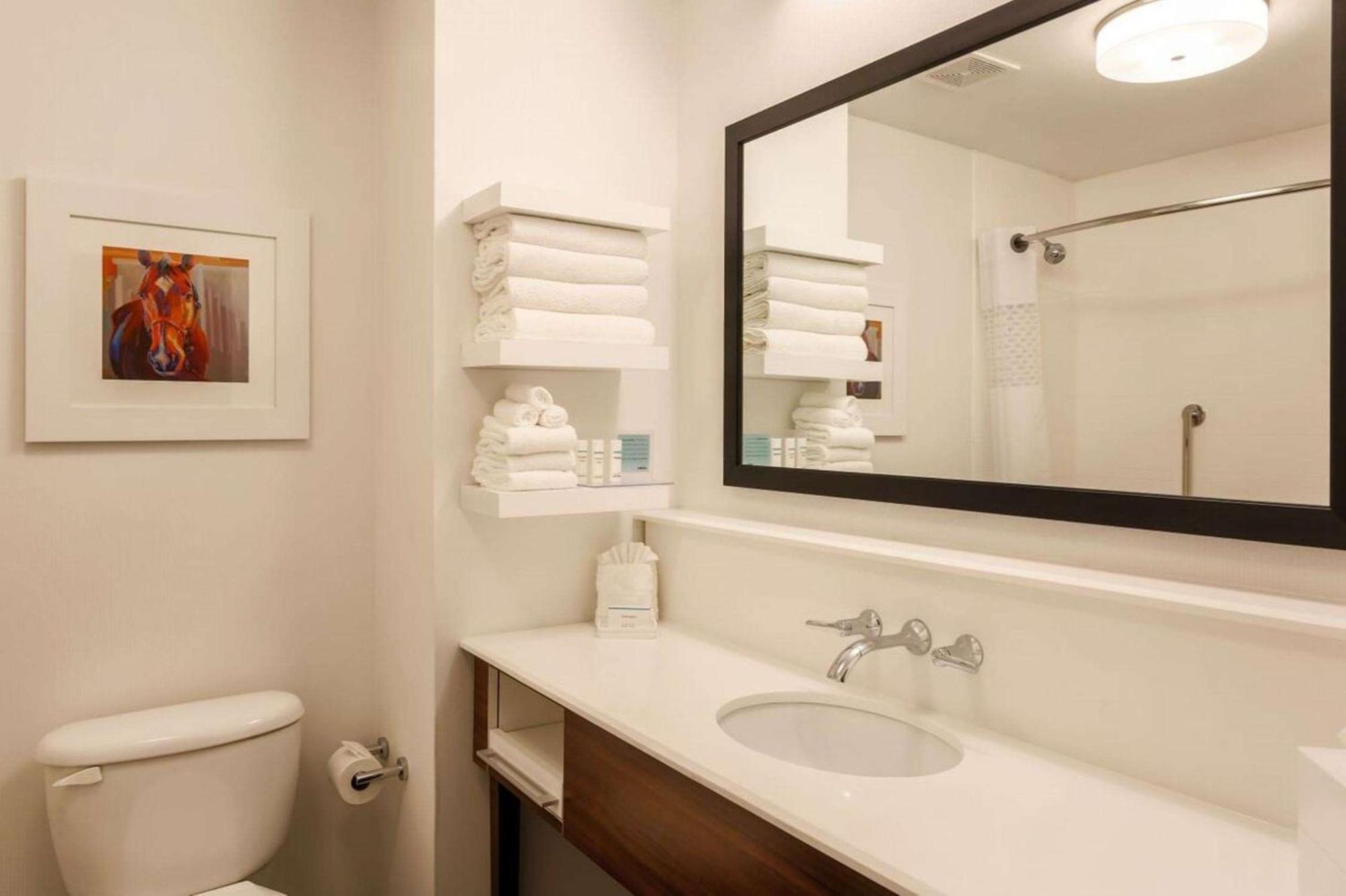 Hampton Inn Memphis-Southwind Ngoại thất bức ảnh